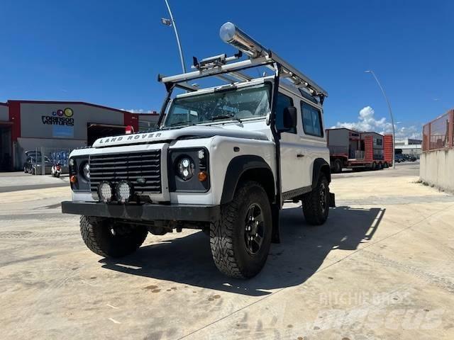 Land Rover Defender Masini