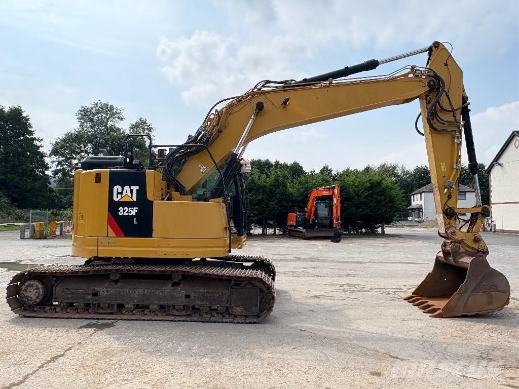 CAT 325 FL CR Excavatoare pe șenile

