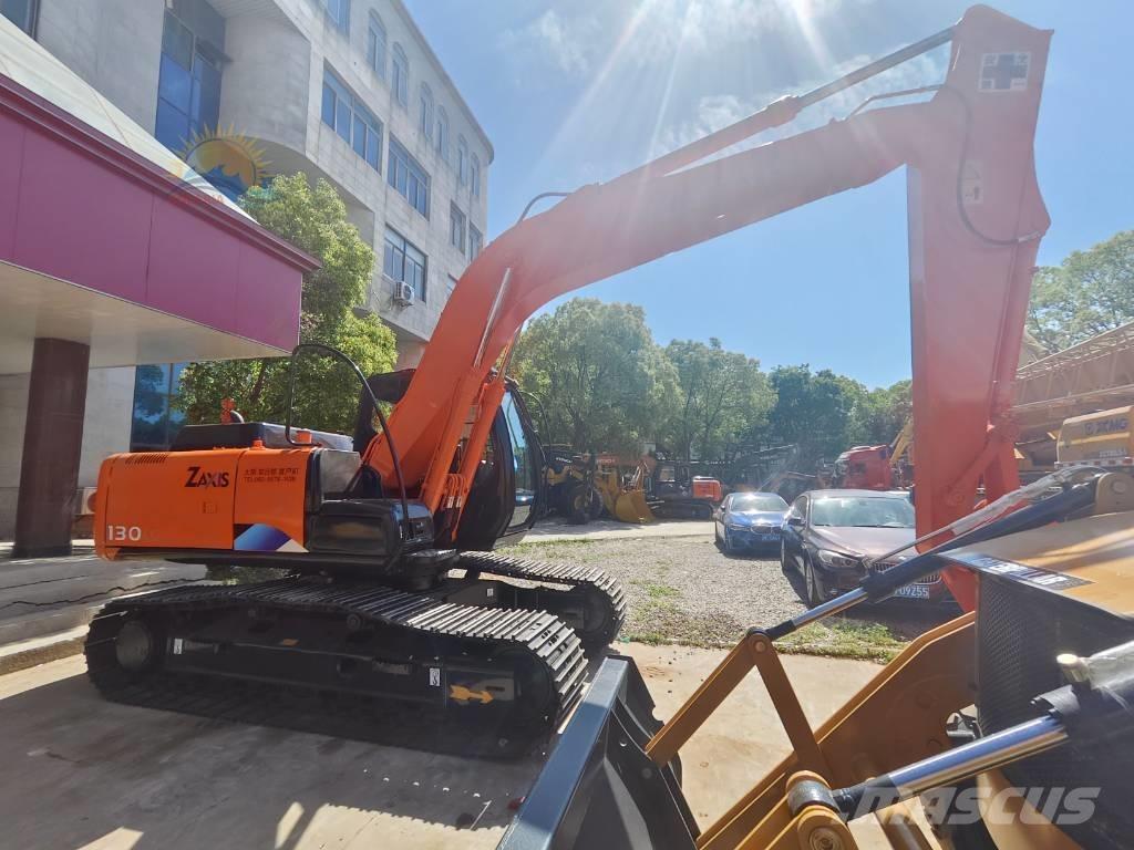 Hitachi ZX 130 Excavatoare pe șenile
