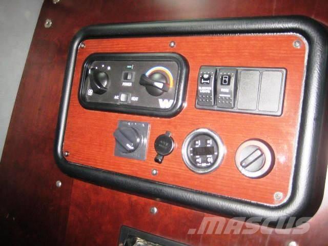 Western Star 5700 XE Autotractoare
