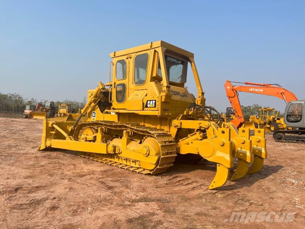CAT D7G Buldozere pe senile