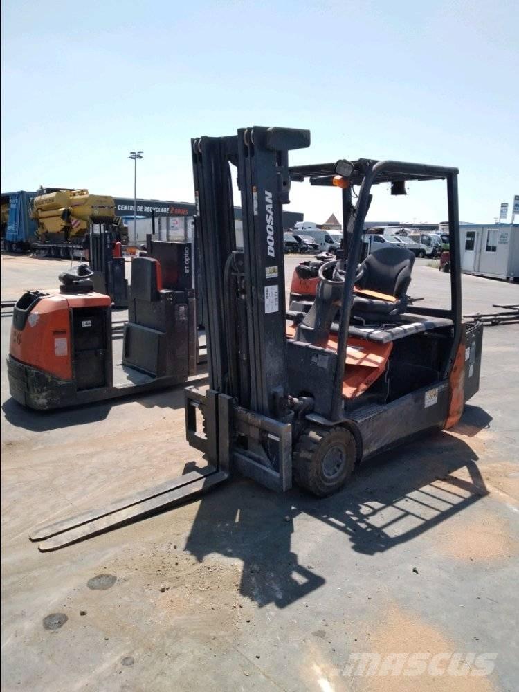 Doosan B 18 T-7 Stivuitor electric
