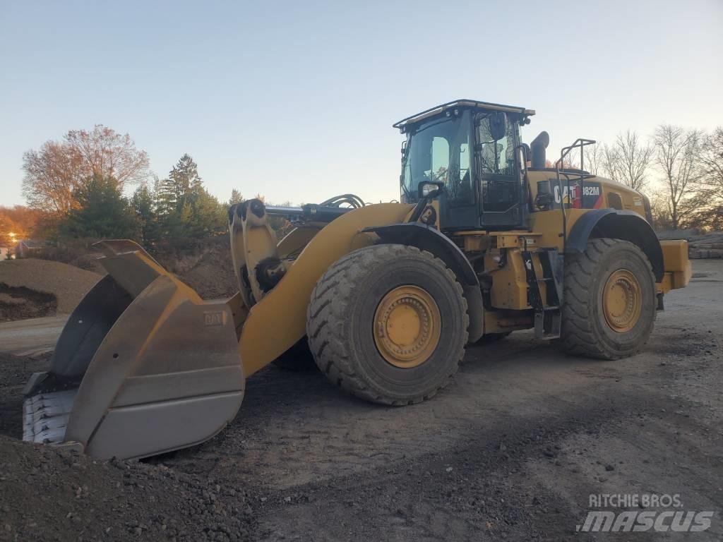 CAT 982 M Incarcator pe pneuri
