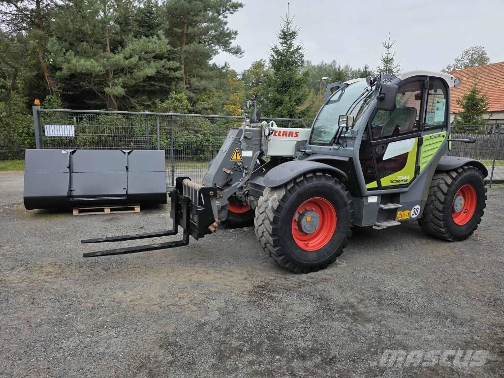 CLAAS Scorpion 7044 Manipulatoare agricole