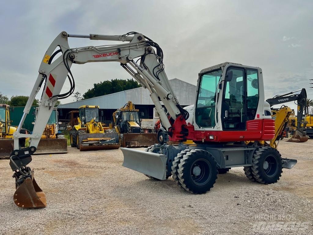 Takeuchi TB 295 Excavatoare cu roti