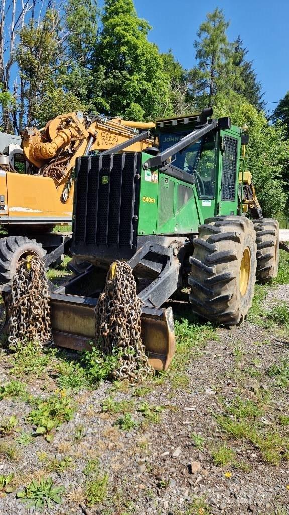John Deere 640 G III Utilaje de manevrarea a bustenilor