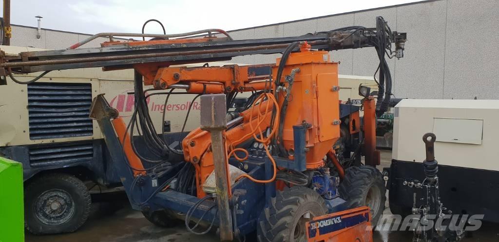 Tamrock COMMANDO 300 Echipamente de forare la suprafata