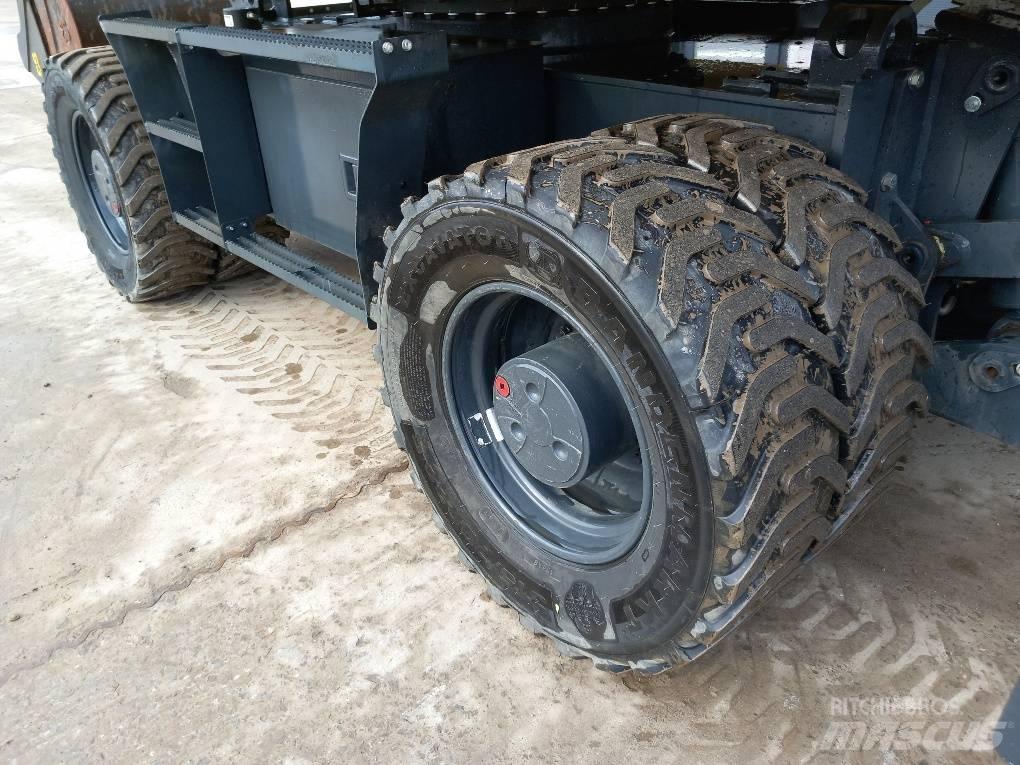 Komatsu PW160-11E0 Excavatoare cu roti