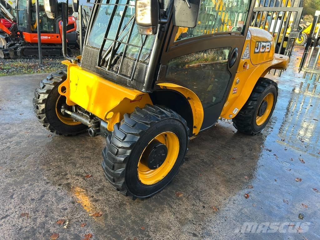 JCB 520-40 Stivuitoare telescopice