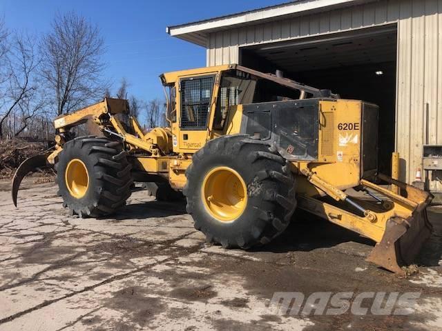 Tigercat 620 Utilaje de manevrarea a bustenilor