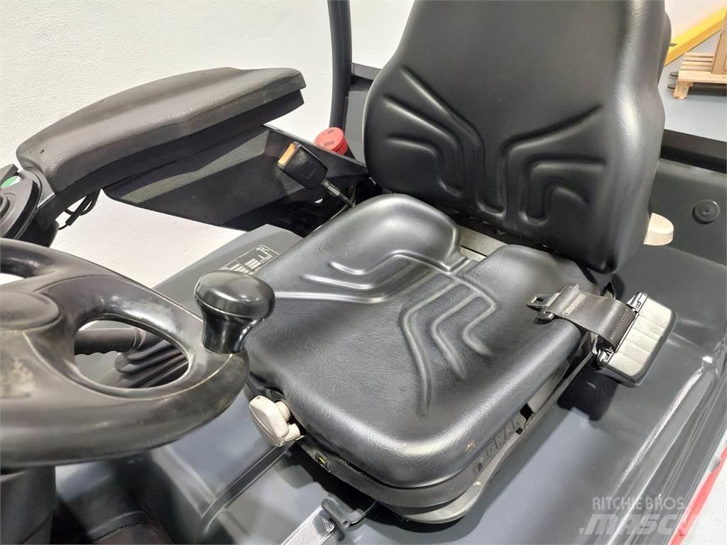 Linde E16 02 Stivuitor electric