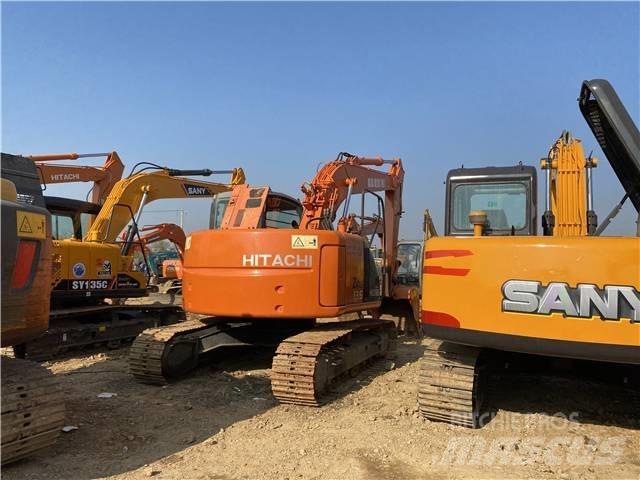 Hitachi ZX135US Excavatoare pe șenile
