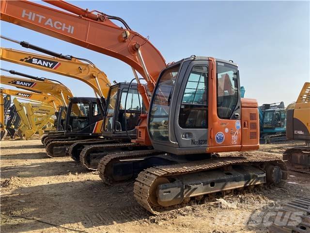 Hitachi ZX135US Excavatoare pe șenile
