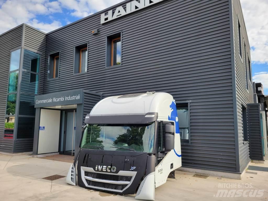 Iveco AS Cabine si interior