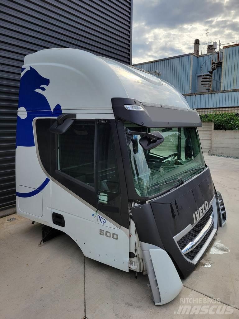 Iveco AS Cabine si interior