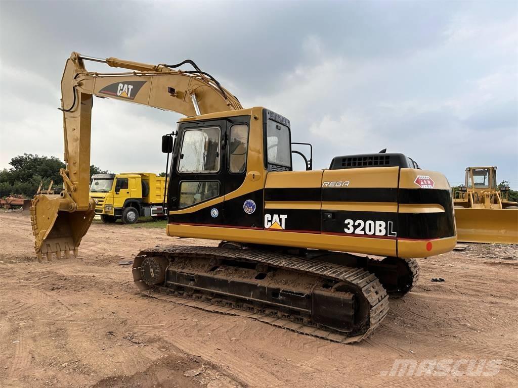 CAT 320 B Excavatoare pe șenile
