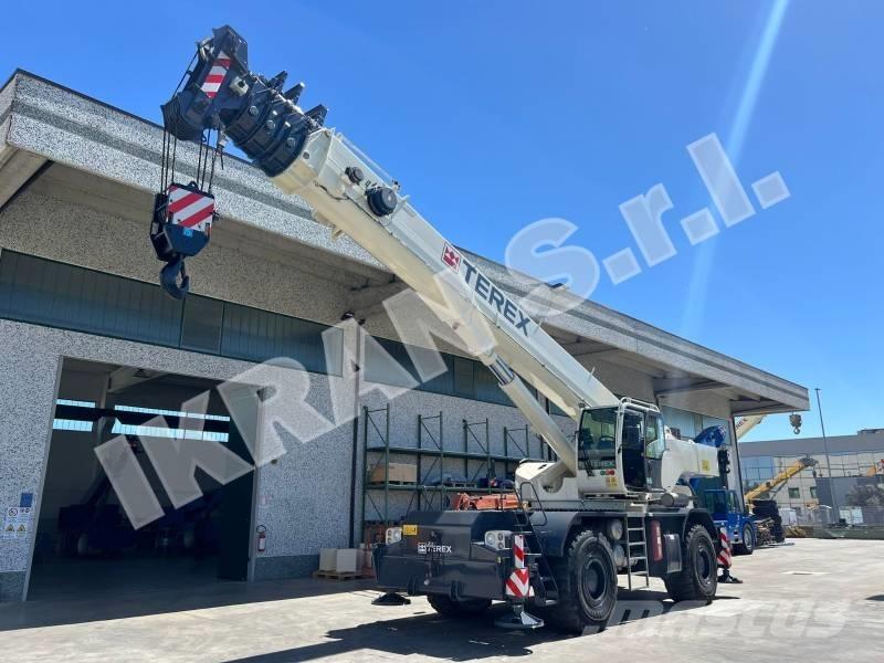 Terex Quadstar 1075L Macara teren accidentat
