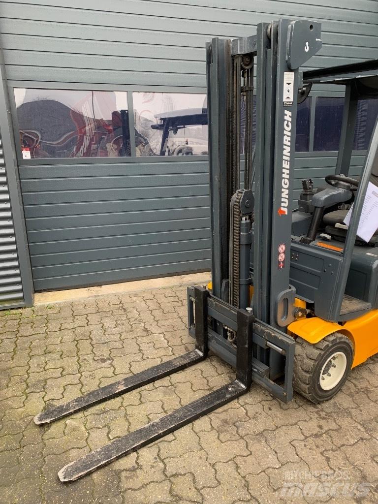 Jungheinrich EFG 218 Stivuitor electric