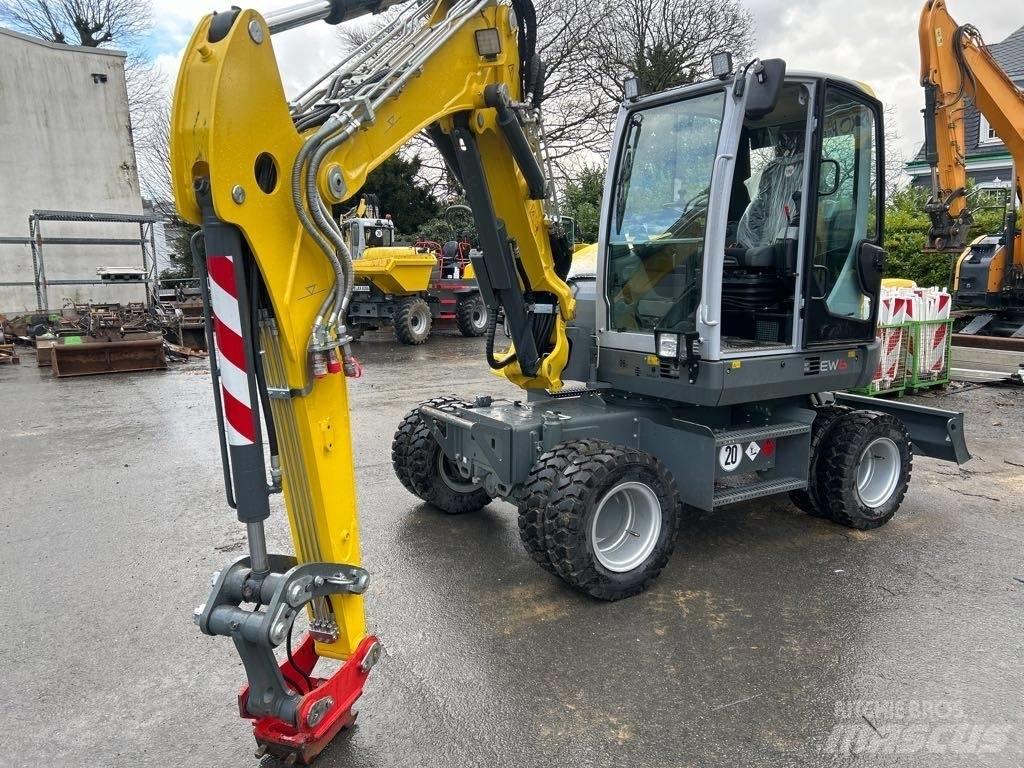 Wacker Neuson EW65 Excavatoare cu roti