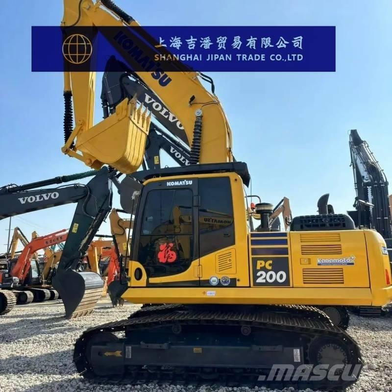 Komatsu PC 200 Excavatoare pe șenile
