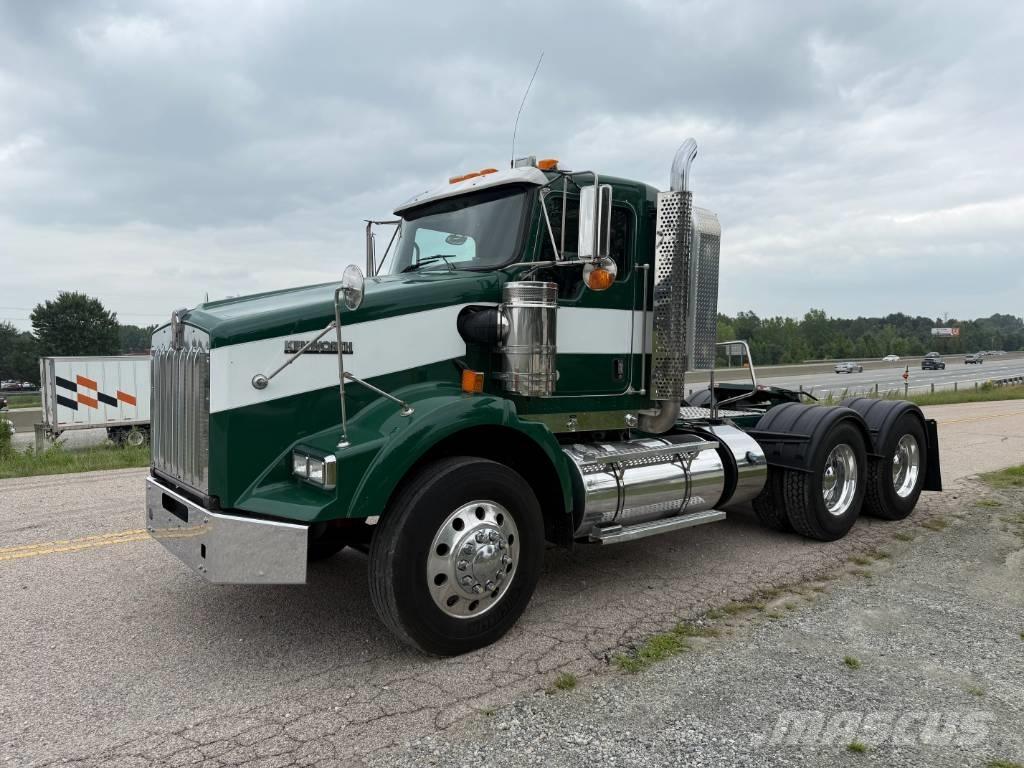 Kenworth T800 Autotractoare