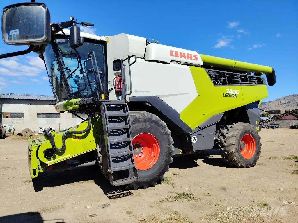 CLAAS Lexion 7400 Combine de secerat