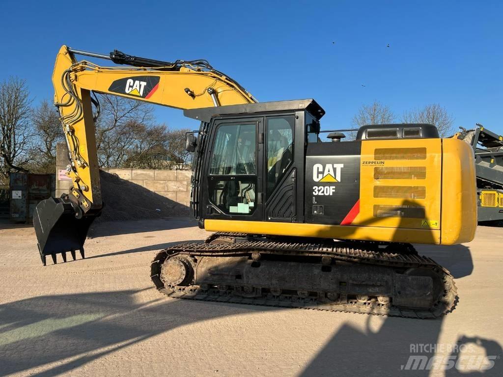 CAT 320 FL Excavatoare pe șenile
