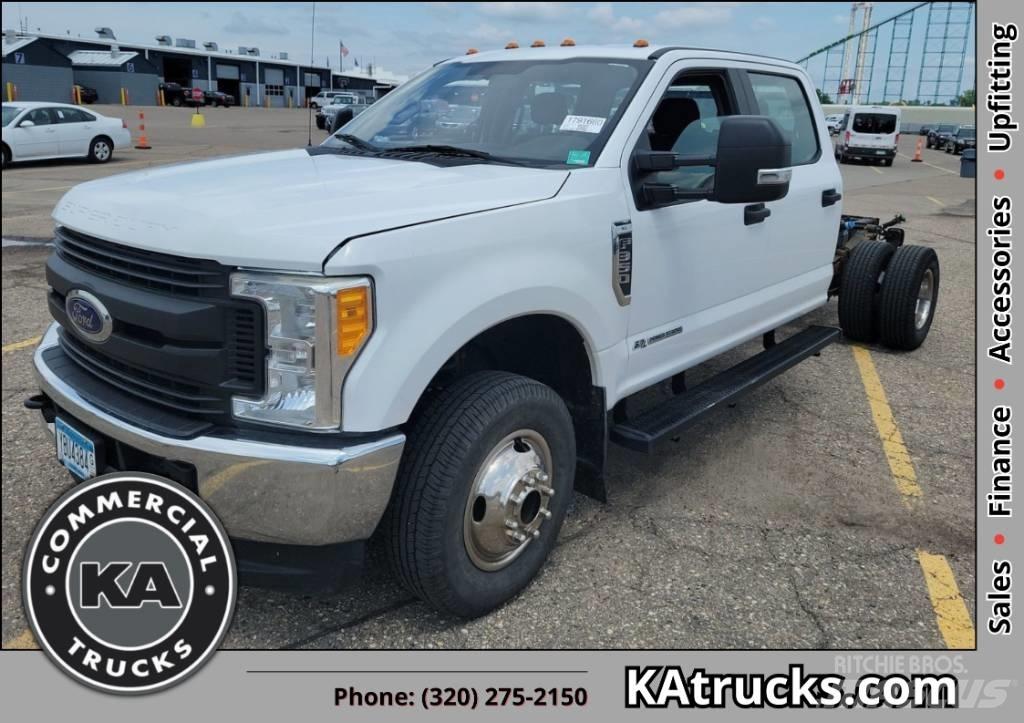 Ford F 350 XL SD Camion cabina sasiu