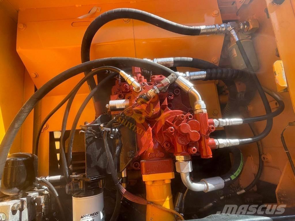 Hyundai 210W-9 Excavatoare cu roti