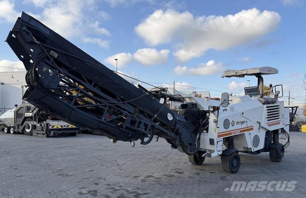 Wirtgen W 1000F Utilaje asfalt cu freze reci