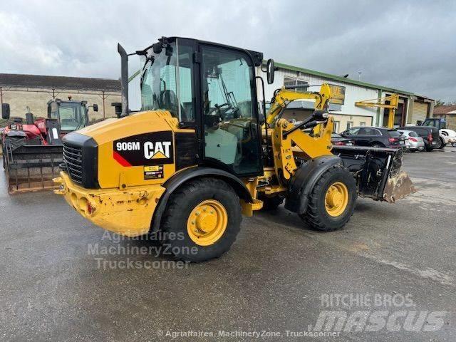 CAT 906 Incarcator pe pneuri