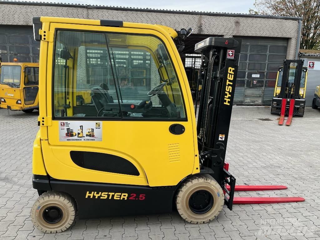 Hyster J2.5XN Stivuitor electric