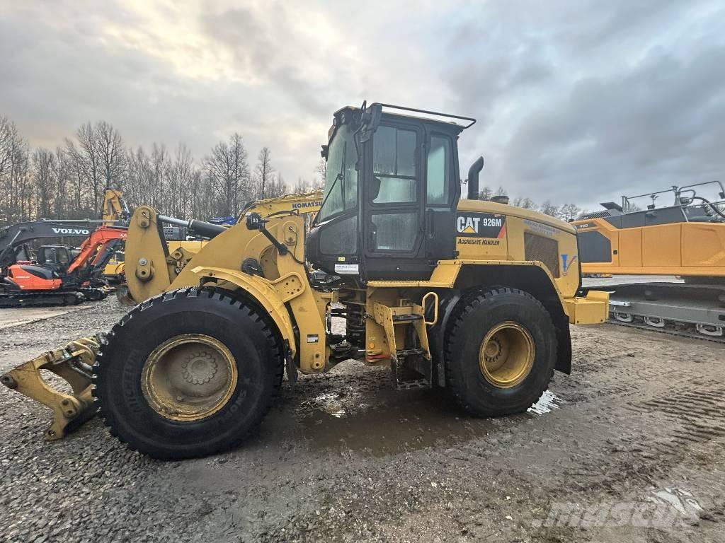 CAT 926 Incarcator pe pneuri