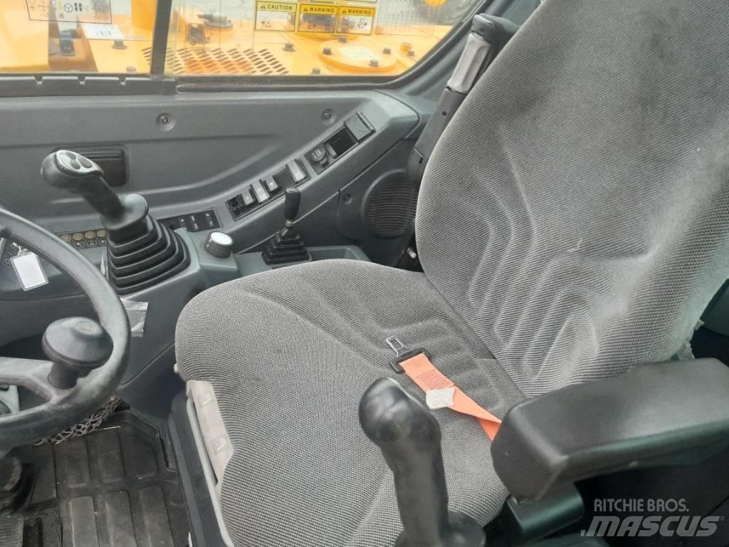 Hyundai R55 W-9 Excavatoare cu roti