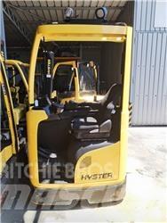 Hyster R 1.4 Stivuitor cu catarg retractabil