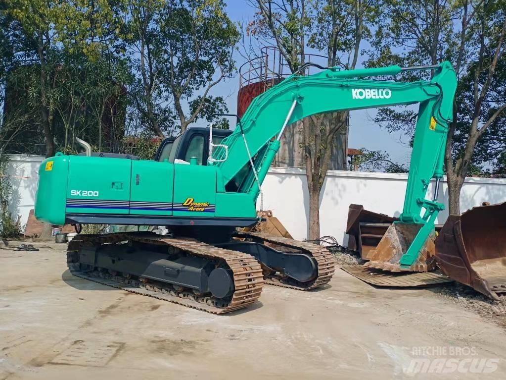 Kobelco SK 200 Excavatoare pe șenile
