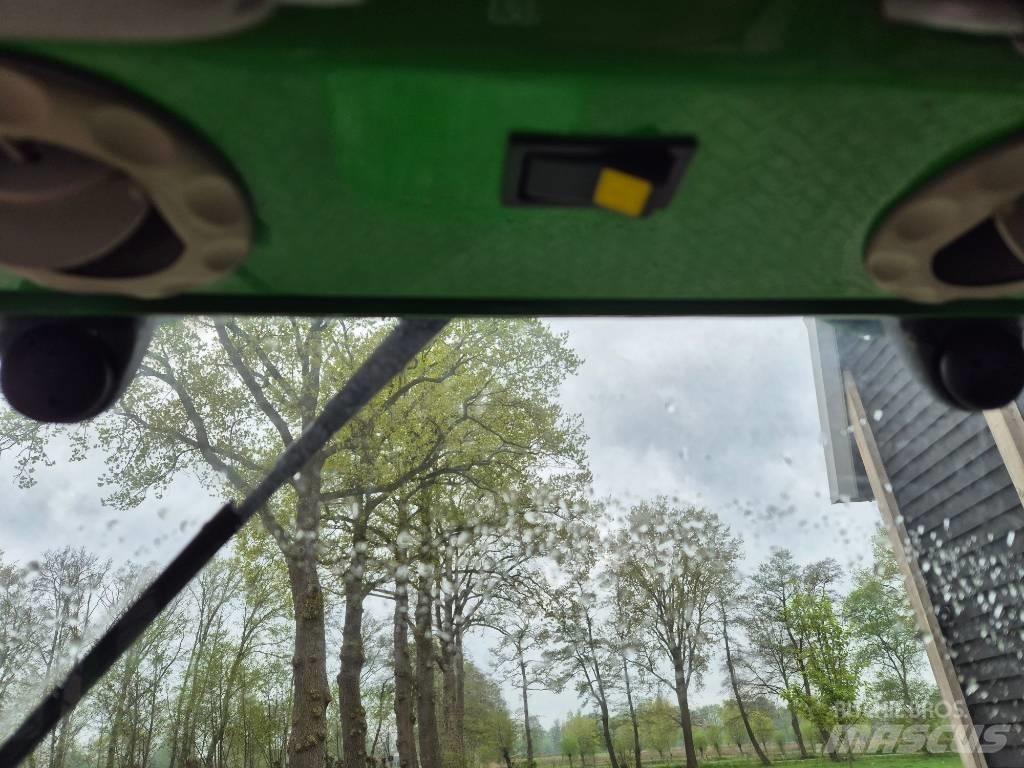 John Deere 2520 Tractoare compacte