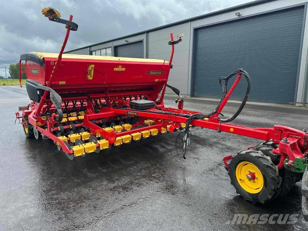 Väderstad Rapid 400S Perforatoare
