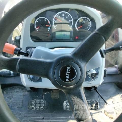 Valtra N 174 Tractoare
