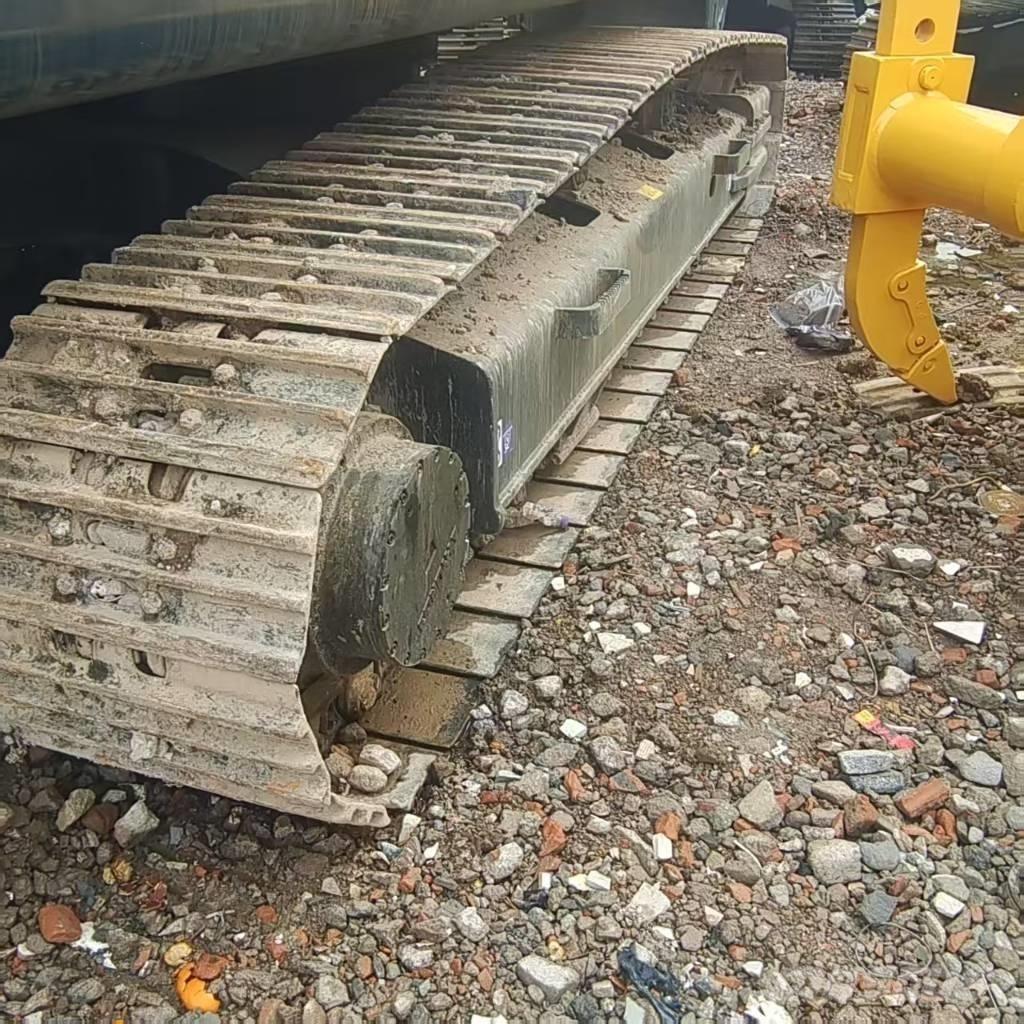 Hyundai 305LC-9T Excavatoare pe șenile
