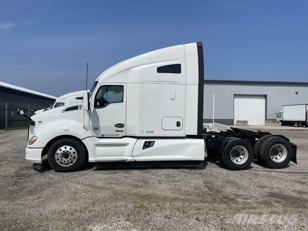 Kenworth T 680 Autotractoare