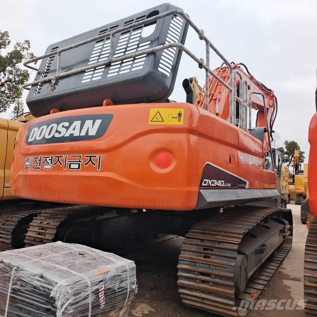 Doosan DX300LC-9C Excavatoare pe șenile
