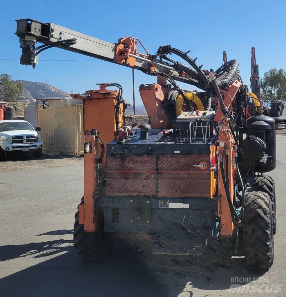 Sandvik DC 300 Echipamente de forare la suprafata