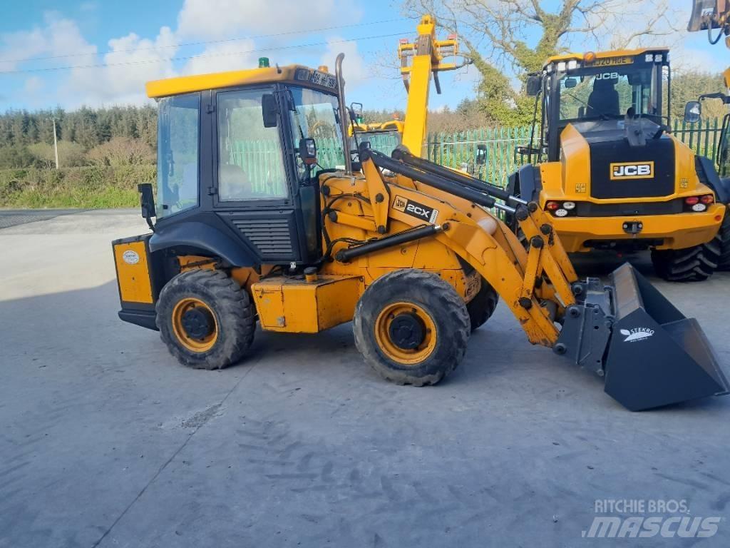 JCB 2 CX Incarcator pe pneuri