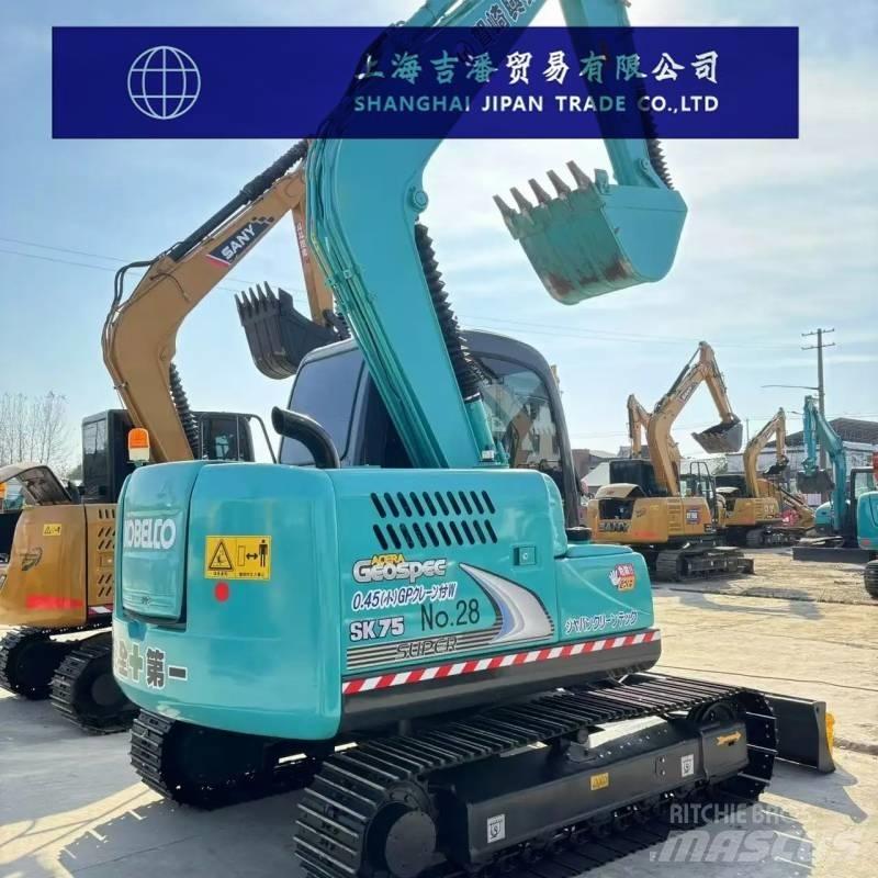 Kobelco SK 75 Excavatoare pe șenile
