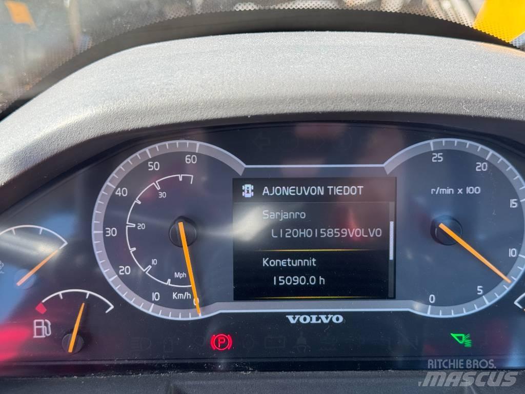 Volvo L 120 H Incarcator pe pneuri
