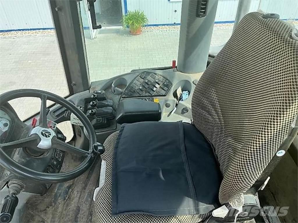 New Holland W 130B Incarcator pe pneuri