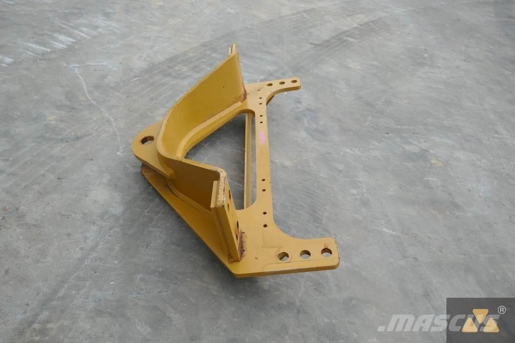 CAT 140M3 Drawbar Transport - Altele