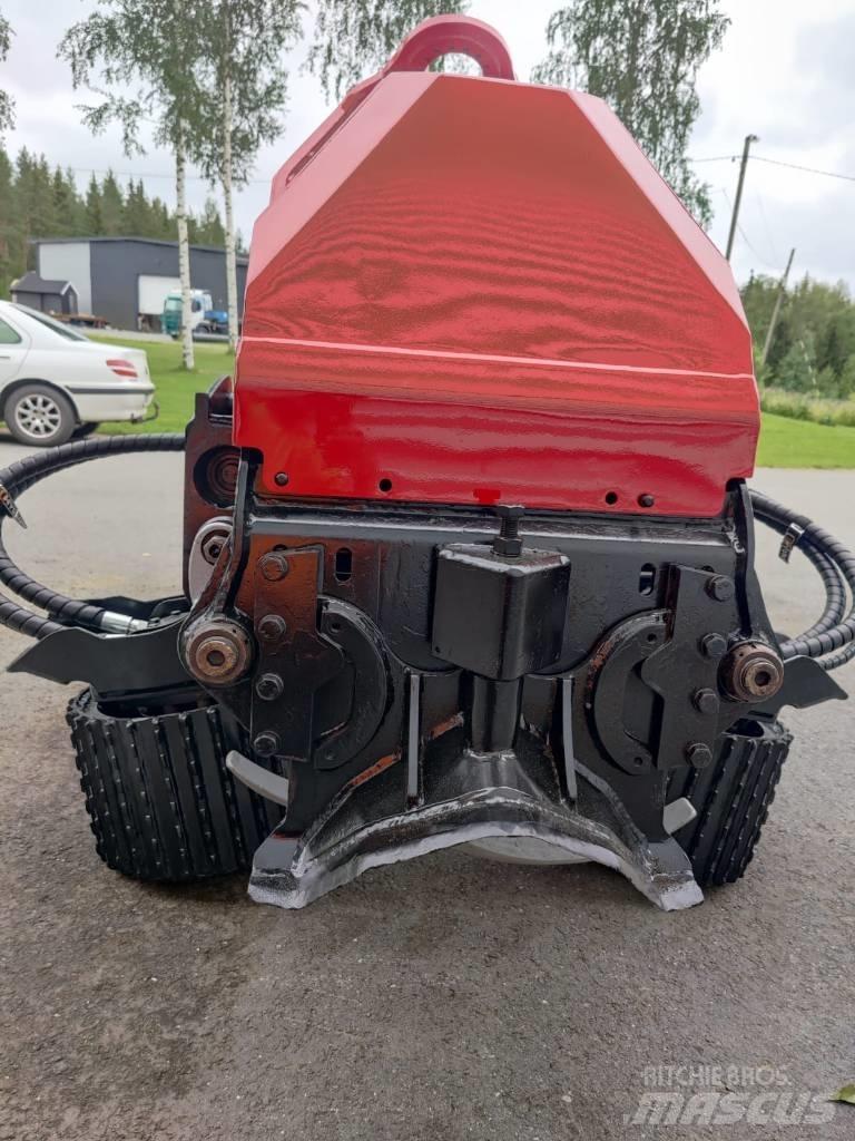 Komatsu 360.2 Capete pentru culegatoare