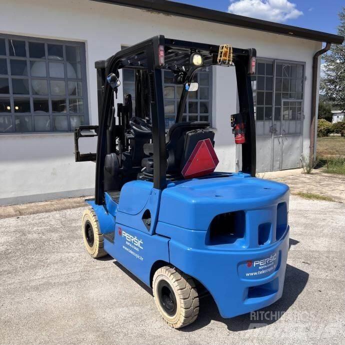 Yale GDP25LX Stivuitor diesel